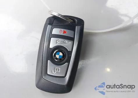 2016 BMW 328I xDrive z USA, uszkodzony, nr VIN WBA8E3G56GNU03563